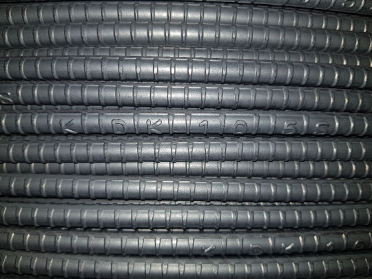 동국제강은 내진용 코일철근(C13 SD400S, C13 SD500S) 개발을 완료하고 이달부터 본격 상업생산에 돌입한다고 10일 밝혔다. 재진용 코일철근. <동국제공 제공>